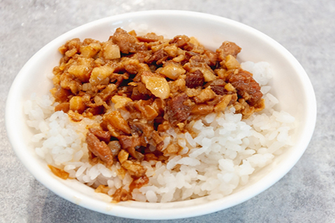 台灣風味經典——滷肉飯的起源、演變與傳統美味